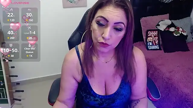 anyclark  online show from December 29, 2024, 4:27 am