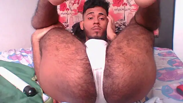 MaximoSualteza777 online show from February 24, 2025, 6:26 pm