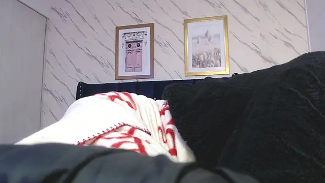 Snapshot of _Emily_v chatting on December 30, 2024, 8:10 am Emily v online show from December 30, 2024, 8:10 am