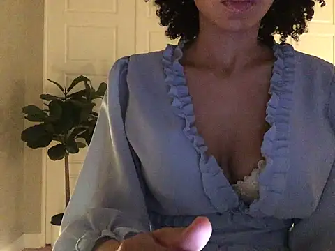 Snapshot of loveofbea chatting on January 29, 2025, 4:58 am loveofbea online show from January 29, 2025, 4:58 am