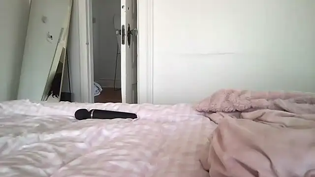 loveofbea online show from March 30, 2026, 5:58 pm