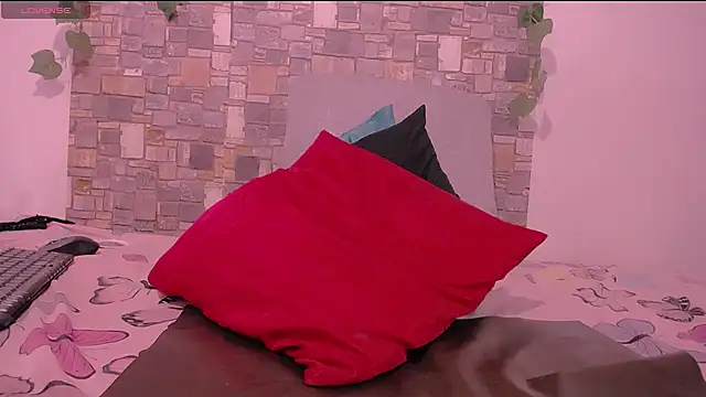 CrazyRousex online show from January 29, 2025, 5:24 pm