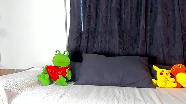 sammyfox97 online show from February 21, 2025, 9:32 pm