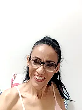 Snapshot of BarbaraMature chatting on January 8, 2026, 3:25 pm BarbaraMature online show from January 8, 2026, 3:25 pm