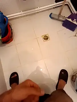 Snapshot of sokrates13 chatting on February 19, 2025, 10:45 am sokrates13 online show from February 19, 2025, 10:45 am