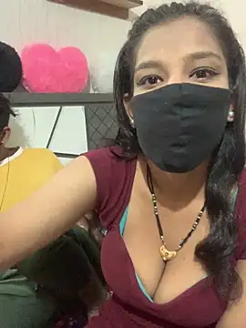 Snapshot of hottiess69 chatting on December 4, 2024, 5:00 pm hottiess69 online show from December 4, 2024, 5:00 pm