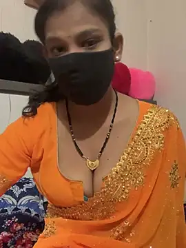 Snapshot of hottiess69 chatting on December 13, 2024, 6:16 pm hottiess69 online show from December 13, 2024, 6:16 pm