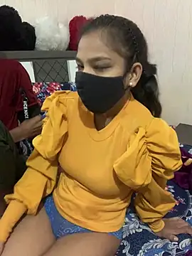 Snapshot of hottiess69 chatting on December 21, 2024, 3:47 am hottiess69 online show from December 21, 2024, 3:47 am