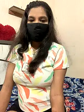 Snapshot of hottiess69 chatting on October 3, 2025, 8:28 pm hottiess69 online show from October 3, 2025, 8:28 pm