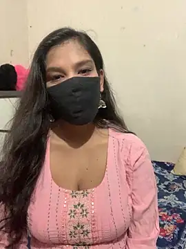 Snapshot of hottiess69 chatting on October 17, 2025, 12:52 pm hottiess69 online show from October 17, 2025, 12:52 pm