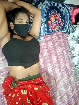 Snapshot of hottiess69 chatting on February 28, 2026, 1:12 pm hottiess69 online show from February 28, 2026, 1:12 pm