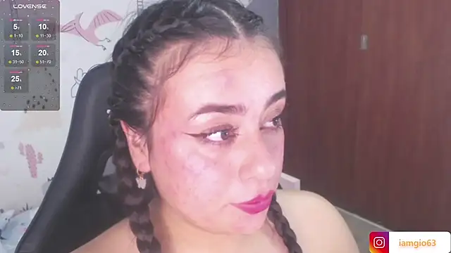 Snapshot of Georgina_1t chatting on February 20, 2025, 2:57 pm Georgina 1t online show from February 20, 2025, 2:57 pm