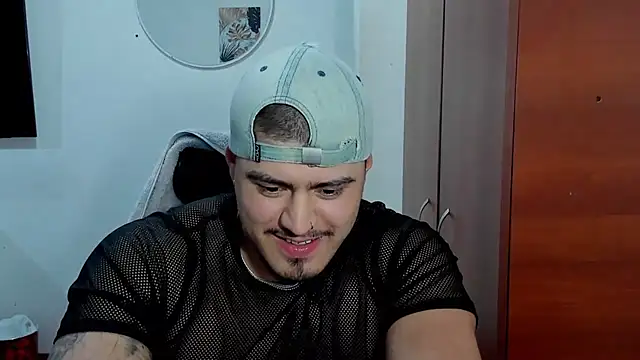 Baltazar Dupont online show from December 16, 2025, 1:32 am