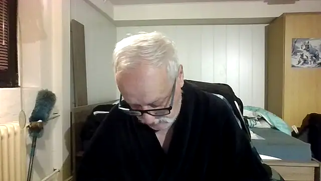 Sammy1660 online show from October 15, 2025, 3:28 am