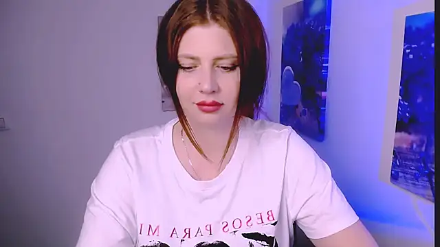 Lizzy Love online show from December 15, 2025, 12:53 pm