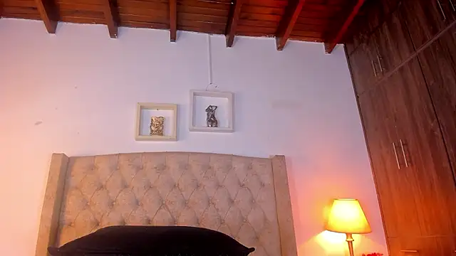 Snapshot of allisson_m chatting on March 13, 2026, 12:12 pm allisson m online show from March 13, 2026, 12:12 pm