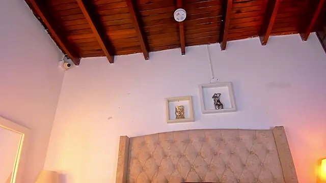 Snapshot of allisson_m chatting on March 23, 2026, 12:09 pm allisson m online show from March 23, 2026, 12:09 pm