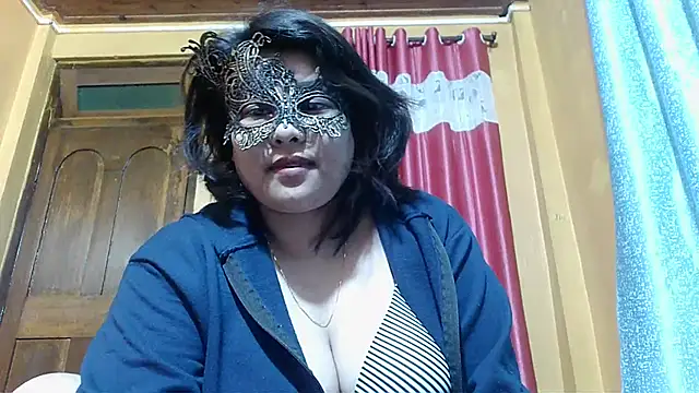 Cutehornycouples online show from February 13, 2025, 7:10 pm