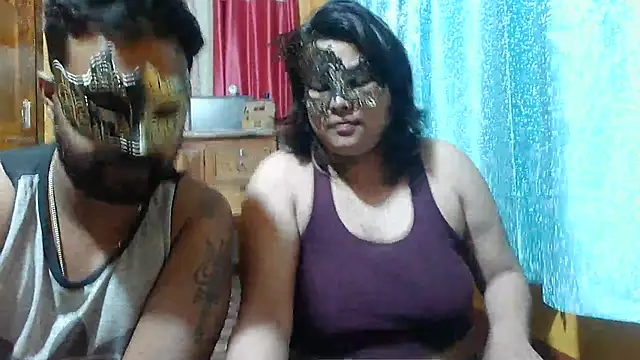 Cutehornycouples online show from February 19, 2025, 6:32 pm