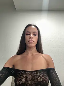 brookehoneynina online show from May 10, 2026, 7:41 pm