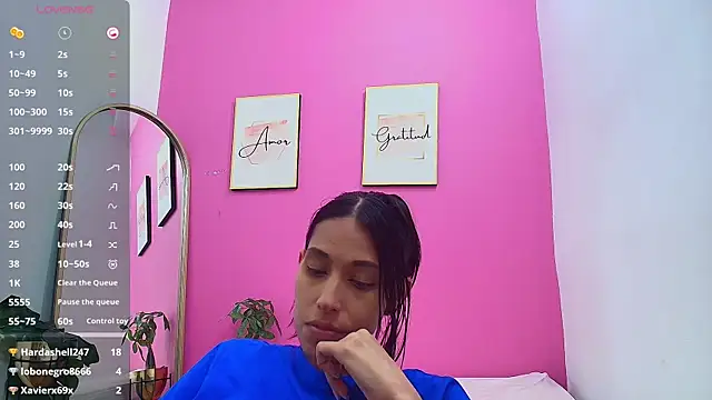Snapshot of yourcuteneighbourr chatting on February 25, 2025, 6:14 am yourcuteneighbourr online show from February 25, 2025, 6:14 am