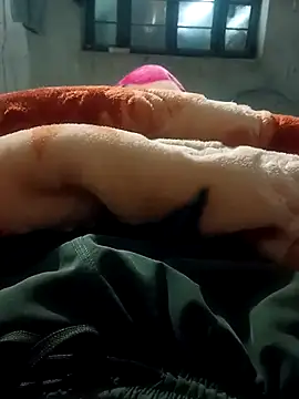 Snapshot of rjxraj chatting on December 19, 2025, 3:30 pm rjxraj online show from December 19, 2025, 3:30 pm