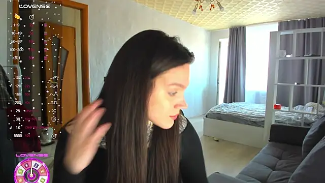 AizaRose online show from March 27, 2026, 6:52 am