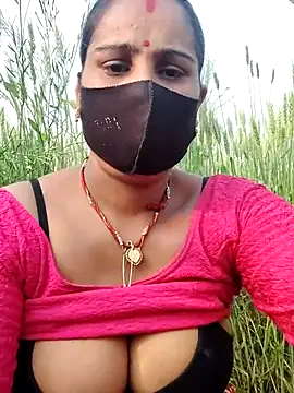 Snapshot of Hey_Ziya chatting on February 18, 2026, 11:17 am Hey Ziya online show from February 18, 2026, 11:17 am