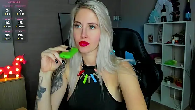 Mermaid N online show from November 18, 2025, 1:33 am