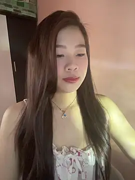 Snapshot of Bae1103 chatting on April 15, 2026, 3:35 am Bae1103 online show from April 15, 2026, 3:35 am