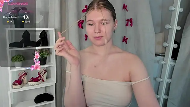 Rebecca Kelly online show from February 6, 2025, 9:38 pm