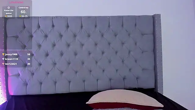 Snapshot of ShanellBlack chatting on December 18, 2024, 2:49 pm ShanellBlack online show from December 18, 2024, 2:49 pm