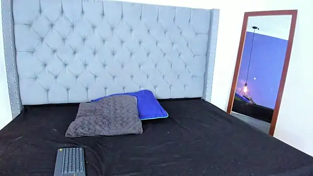 Snapshot of ShanellBlack chatting on February 25, 2025, 12:13 pm ShanellBlack online show from February 25, 2025, 12:13 pm