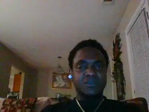 Snapshot of Hugedick0071 chatting on January 28, 2025, 2:43 am Hugedick0071 online show from January 28, 2025, 2:43 am