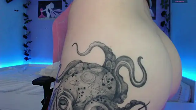 Snapshot of Scarlettsrorm chatting on March 9, 2025, 8:29 am Scarlettsrorm online show from March 9, 2025, 8:29 am