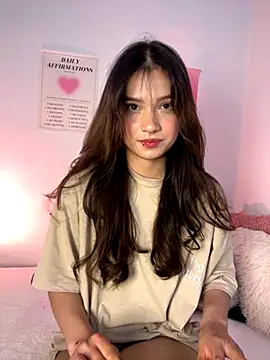 Snapshot of Ashley_D chatting on September 20, 2025, 8:04 am Ashley D online show from September 20, 2025, 8:04 am