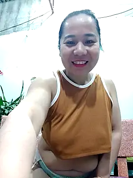 Snapshot of Queen_18200 chatting on March 1, 2025, 2:59 am Queen 18200 online show from March 1, 2025, 2:59 am
