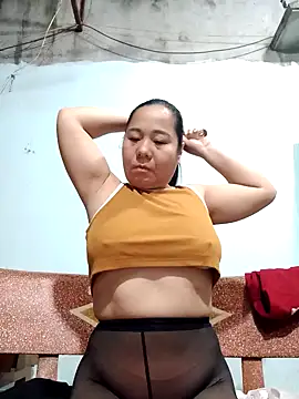 Snapshot of Queen_18200 chatting on November 13, 2025, 10:41 pm Queen 18200 online show from November 13, 2025, 10:41 pm