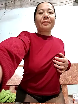 Snapshot of Queen_18200 chatting on January 16, 2026, 10:25 pm Queen 18200 online show from January 16, 2026, 10:25 pm