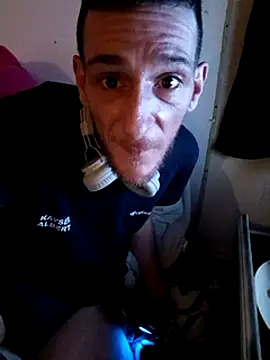 Snapshot of SInfiniSensation1 chatting on December 24, 2024, 12:22 am SInfiniSensation1 online show from December 24, 2024, 12:22 am