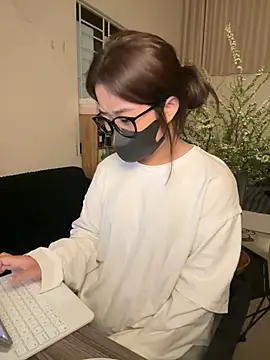 Snapshot of Jenni_nana chatting on February 2, 2026, 6:23 am Jenni nana online show from February 2, 2026, 6:23 am