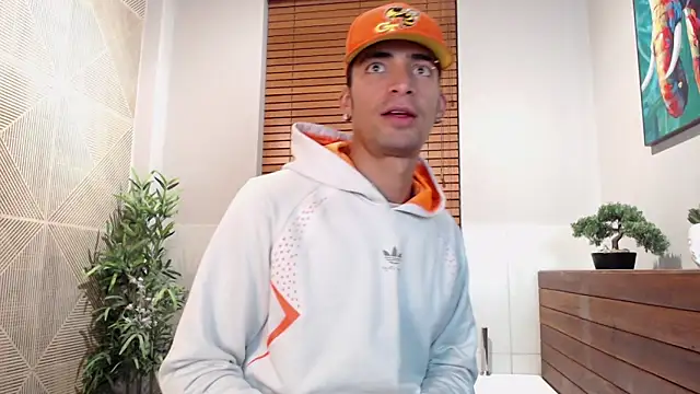 Snapshot of DrakeNeumann chatting on February 18, 2025, 3:53 am DrakeNeumann online show from February 18, 2025, 3:53 am