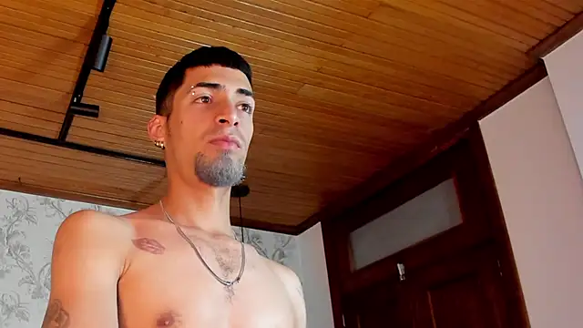 Snapshot of DrakeNeumann chatting on September 17, 2025, 3:41 am DrakeNeumann online show from September 17, 2025, 3:41 am