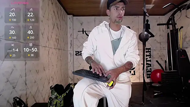 Snapshot of DrakeNeumann chatting on October 7, 2025, 3:47 am DrakeNeumann online show from October 7, 2025, 3:47 am