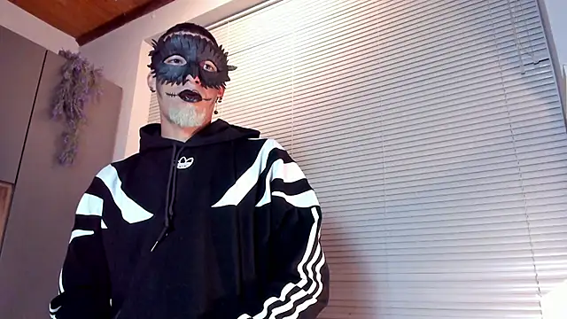 Snapshot of DrakeNeumann chatting on October 11, 2025, 3:50 am DrakeNeumann online show from October 11, 2025, 3:50 am