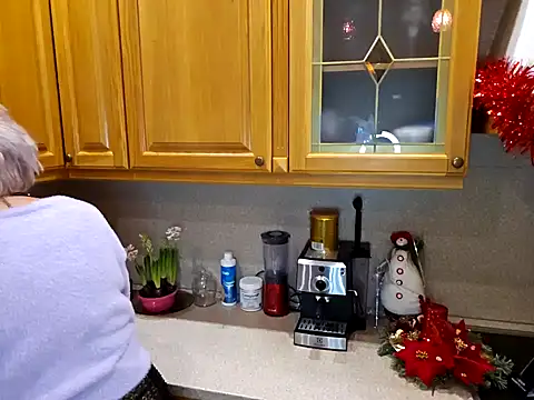 Snapshot of Lolly_Polina chatting on December 26, 2024, 1:10 pm Lolly Polina online show from December 26, 2024, 1:10 pm