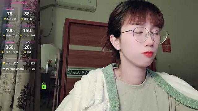 Lili 666 online show from December 31, 2024, 5:40 pm