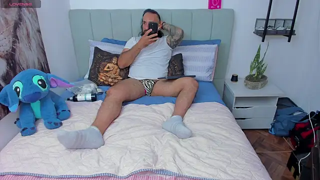 mr maik online show from January 17, 2026, 1:10 am