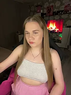 Lexi noah online show from February 6, 2025, 8:13 pm