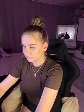 Lexi noah online show from September 14, 2025, 9:25 pm